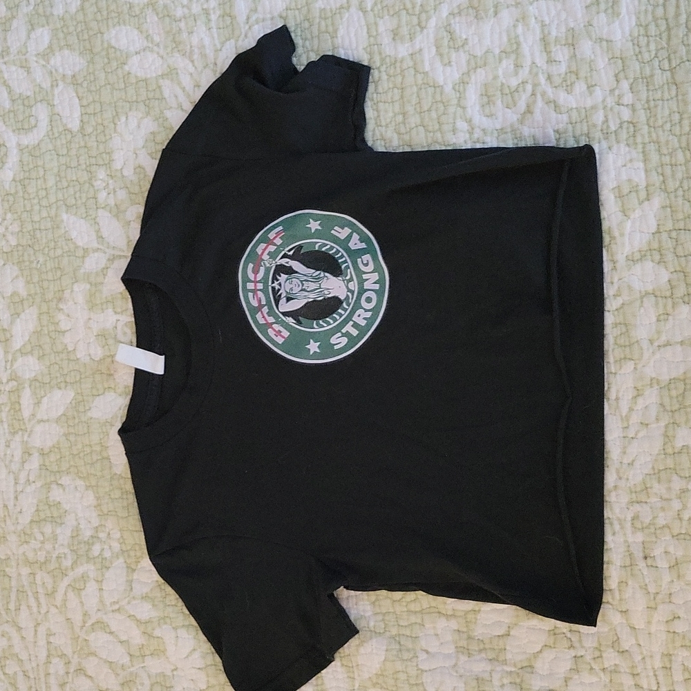 Black cropped t-shirt